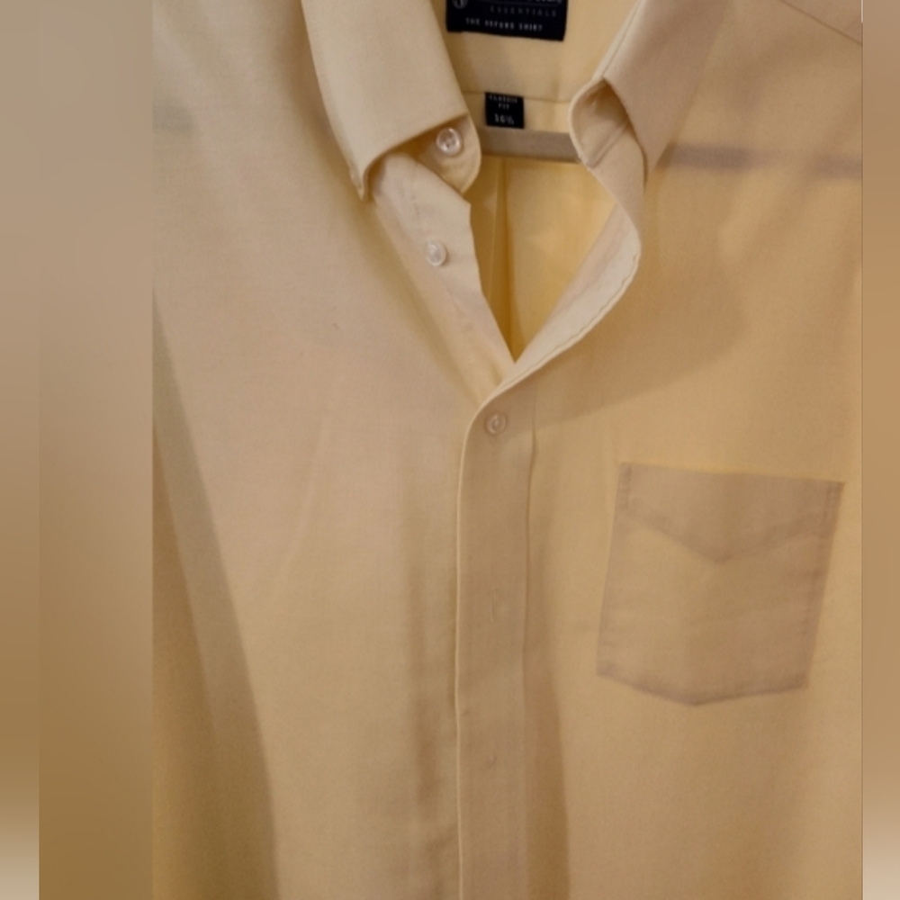 Stafford Classic Fit Soft Yellow Men's Button Down Shirt Short Sleeve 16.6 Neck